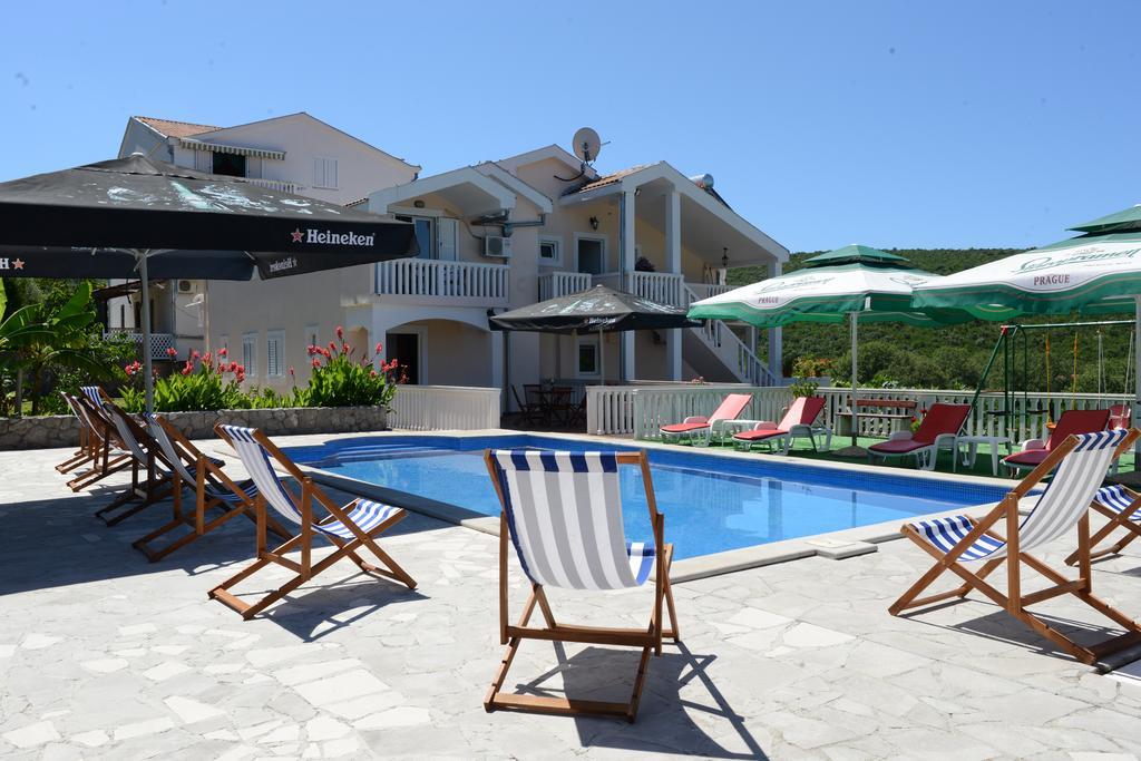 Apartments Vila Lazarevic Tivat Eksteriør bilde