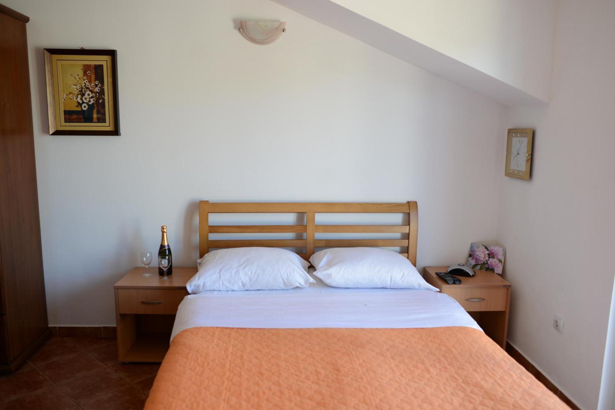 Apartments Vila Lazarevic Tivat Rom bilde
