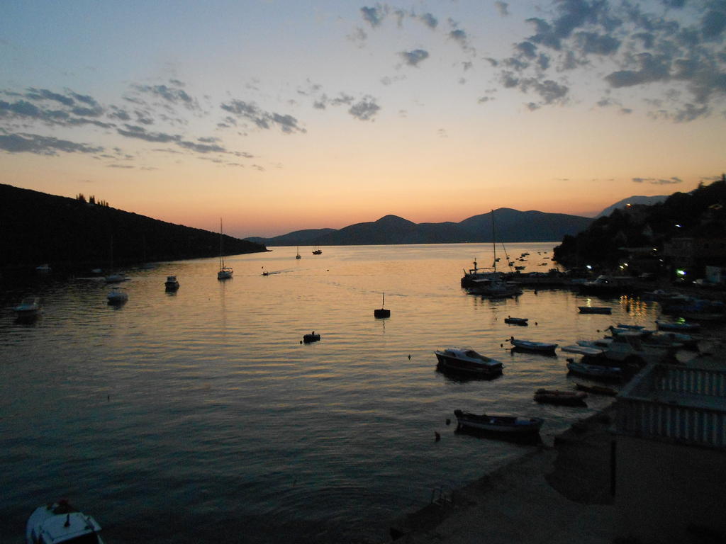 Apartments Vila Lazarevic Tivat Eksteriør bilde